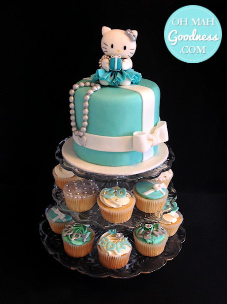 Hello Kitty Tiffany cake